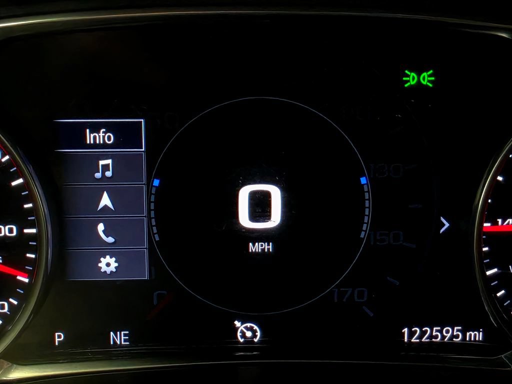 Used 2020 Chevrolet Blazer RS AWD/4WD image 32