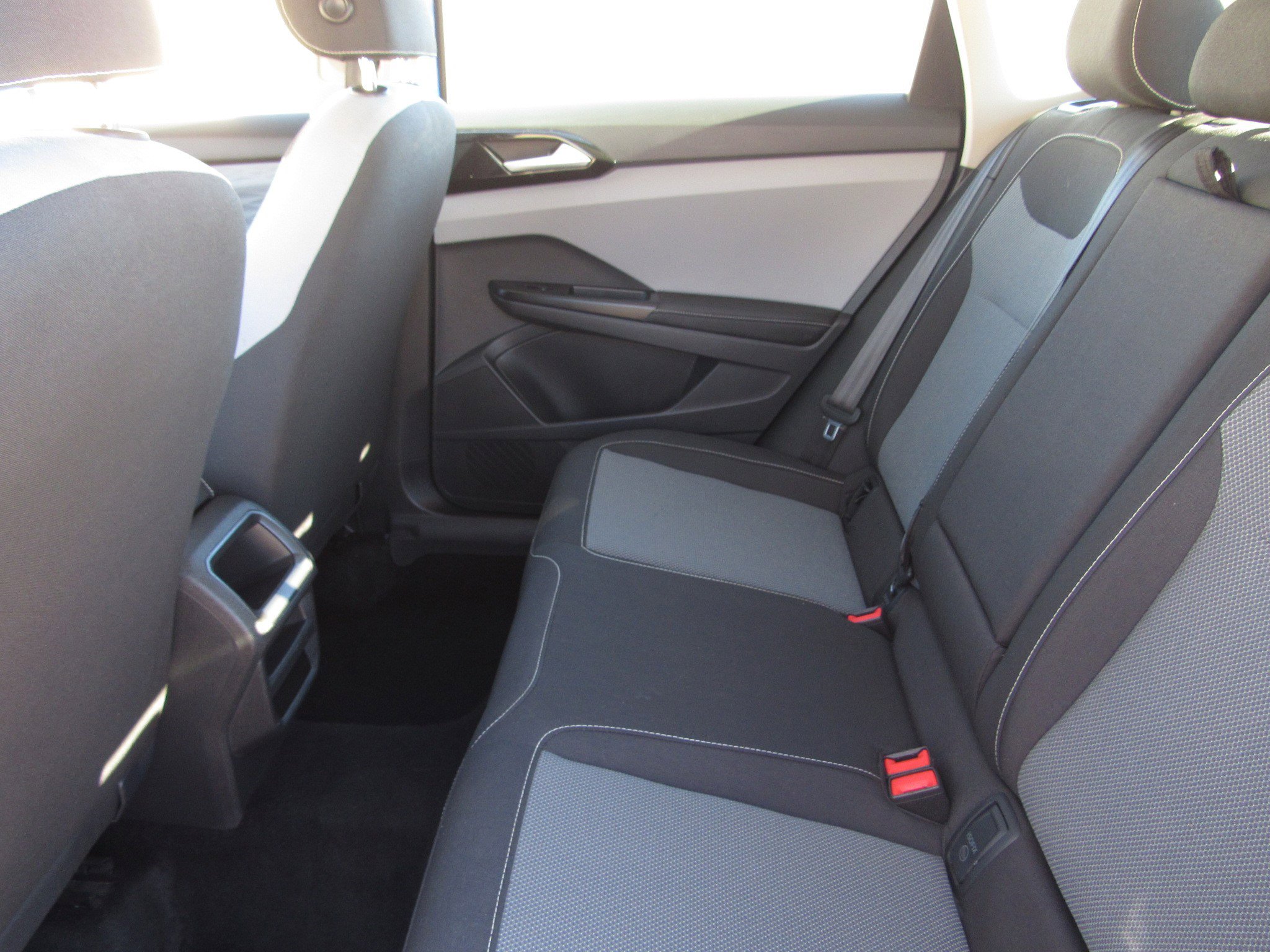 Used 2024 Volkswagen Taos S image 13