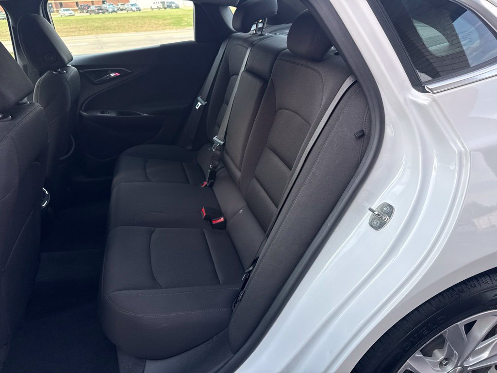 Used 2024 Chevrolet Malibu LT FWD image 26
