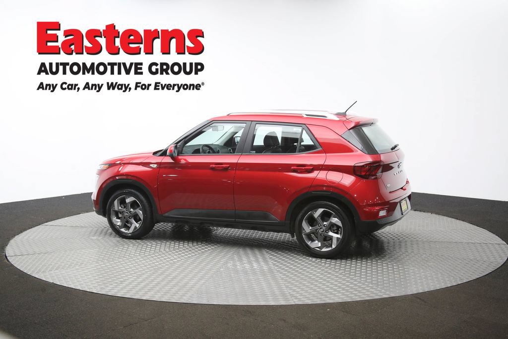 Used 2023 Hyundai Venue Limited FWD image 63