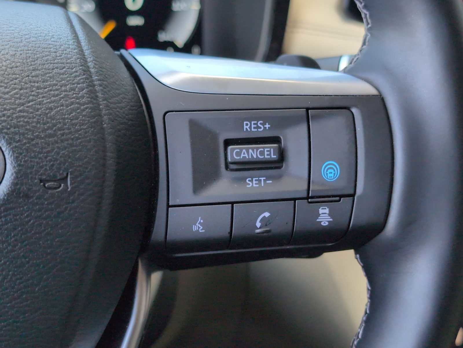 Used 2024 INFINITI QX60 Sensory w/ Vision Package AWD/4WD image 24