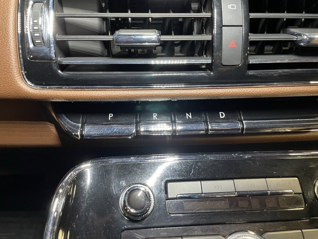 Used 2022 Lincoln Navigator Reserve image 25