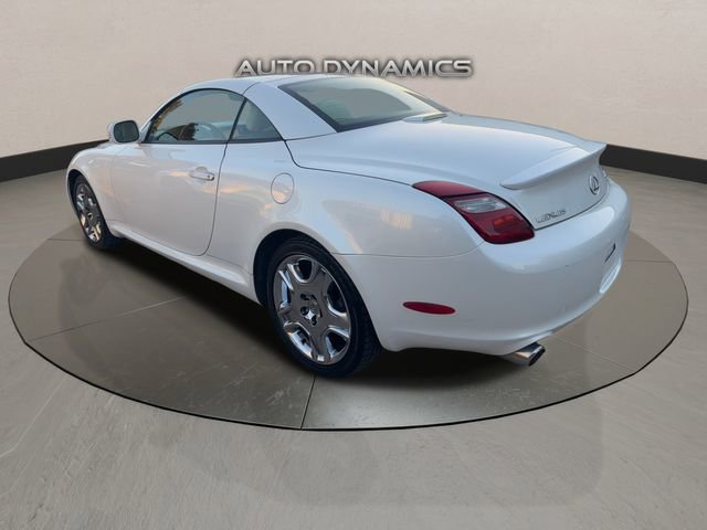 Used 2010 Lexus SC 430 Convertible image 3