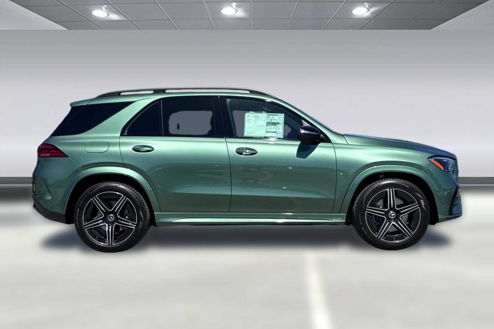 New 2026 Mercedes-Benz GLE 450e 4MATIC image 7