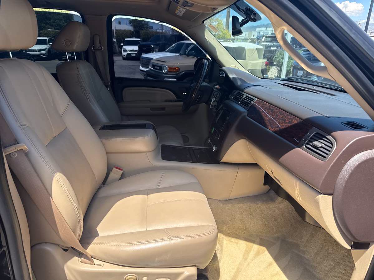 Used 2007 GMC Yukon Denali AWD/4WD image 22