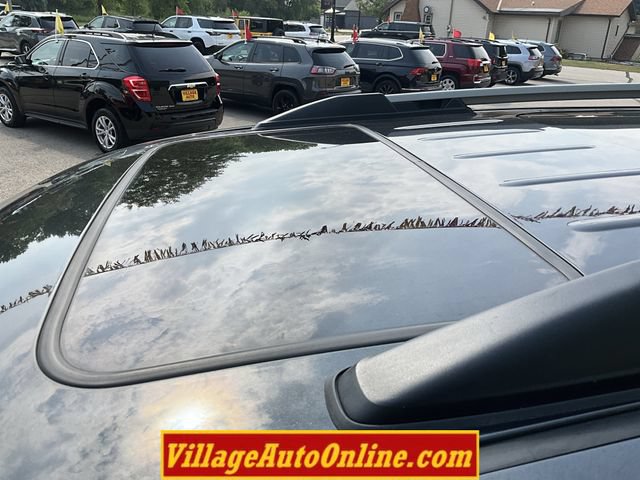 Used 2013 GMC Acadia SLE AWD/4WD image 13