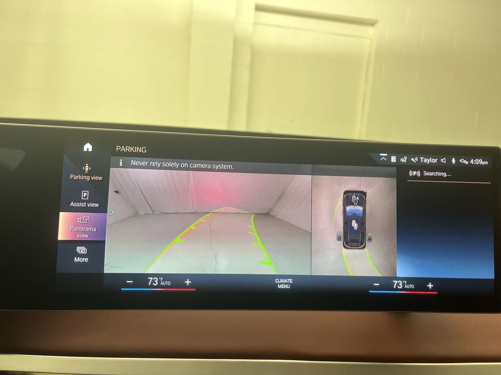 New 2022 BMW iX xDrive50 w/ Premium Package image 18