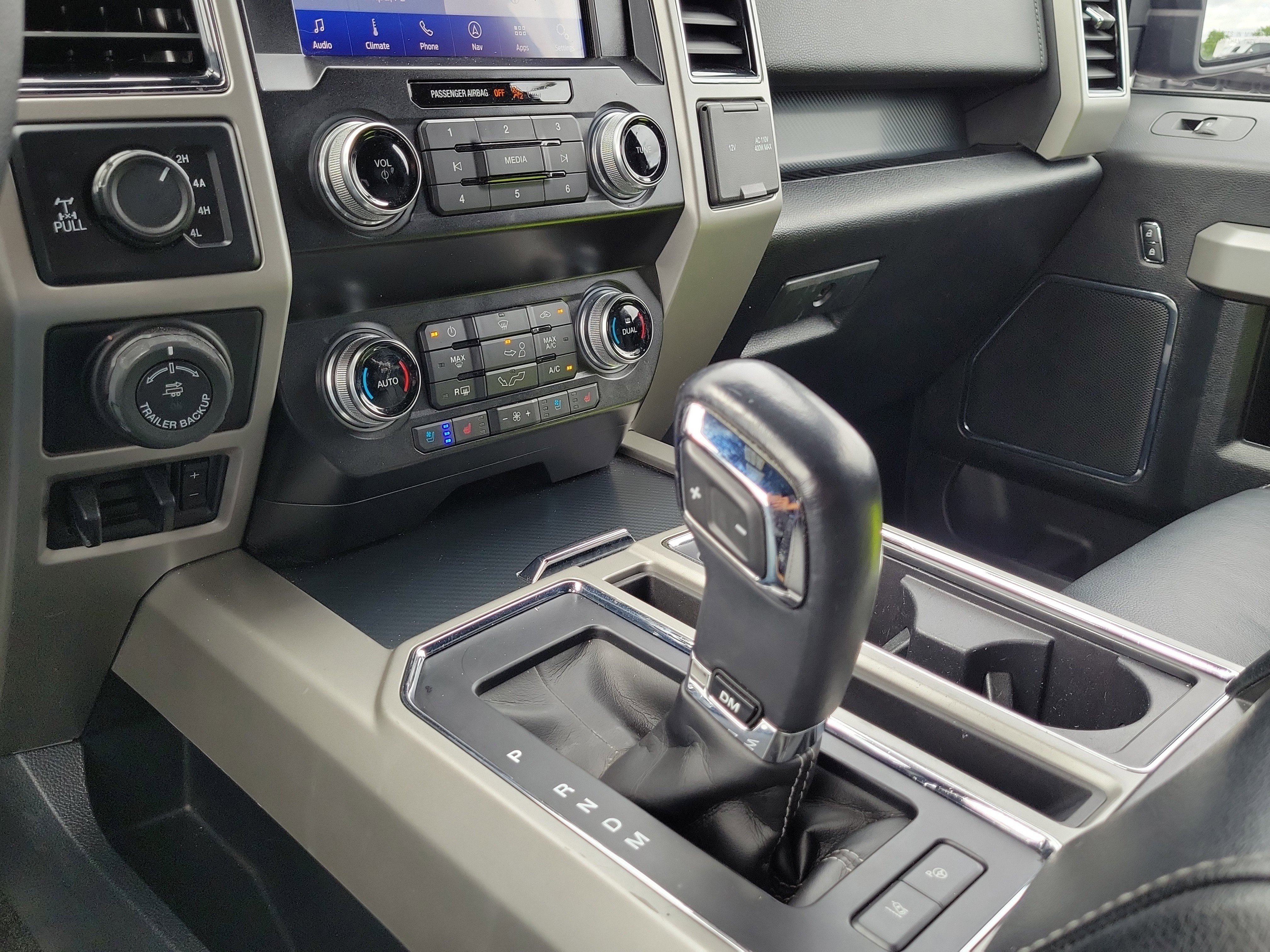 Used 2020 Ford F150 Lariat w/ Equipment Group 502A Luxury image 27