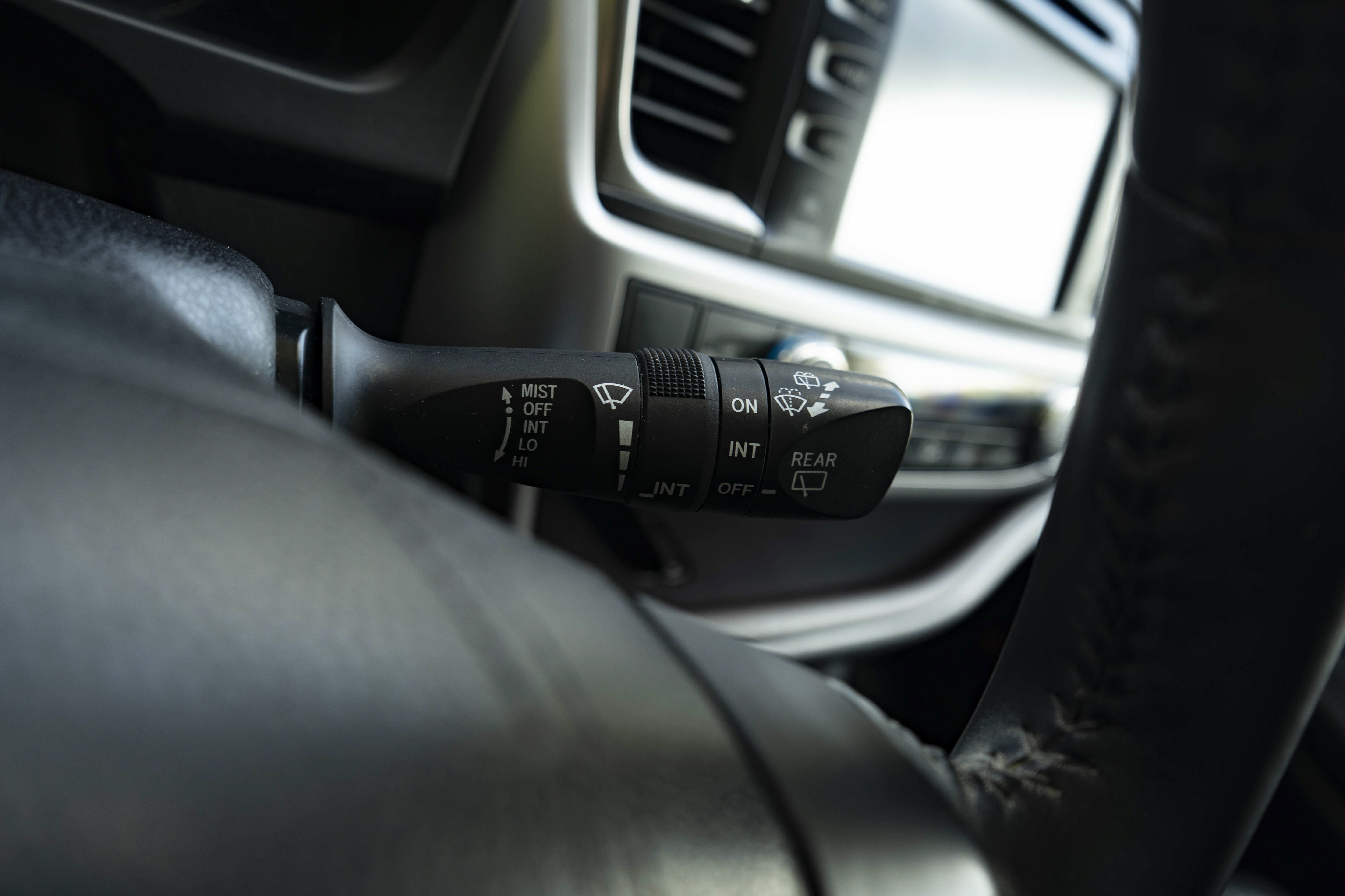 Used 2016 Toyota Highlander Limited FWD image 31