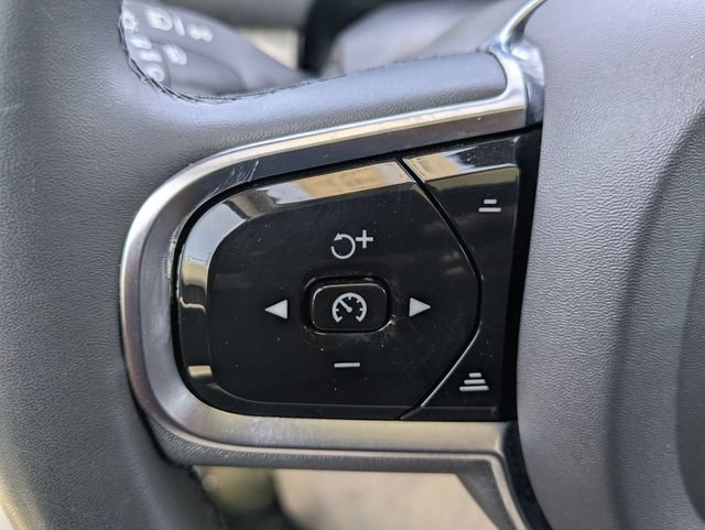 Certified 2024 Volvo XC90 B6 Ultimate w/ Lounge Package AWD/4WD image 18