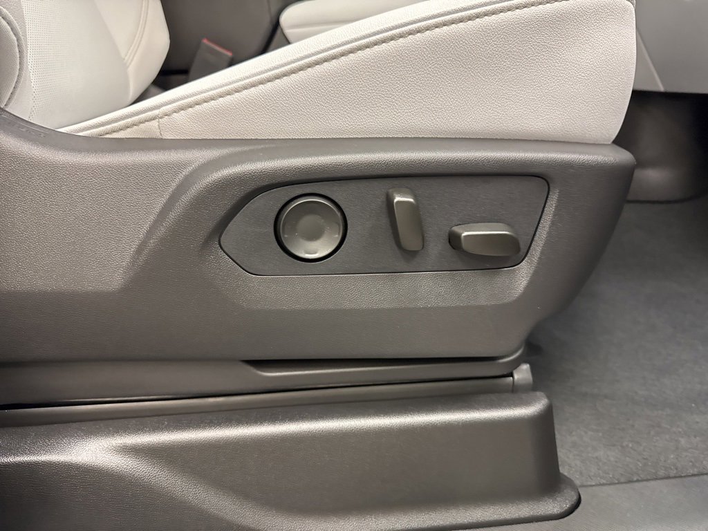 New 2026 Chevrolet Tahoe Premier w/ Sun And Tow Package image 18