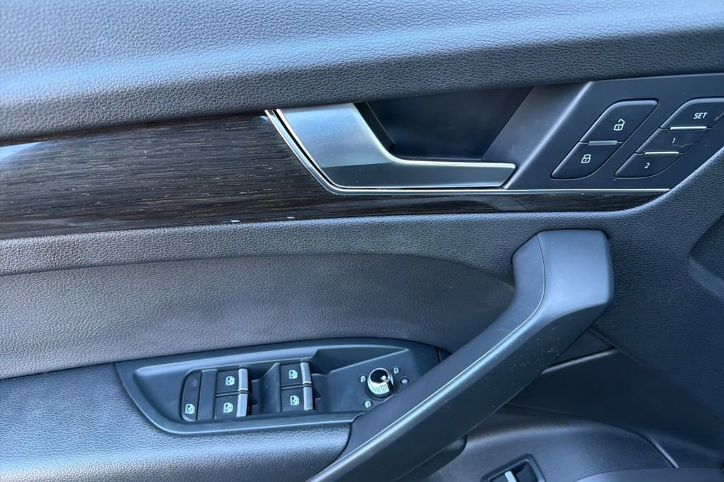Used 2018 Audi Q5 2.0T Premium Plus image 8