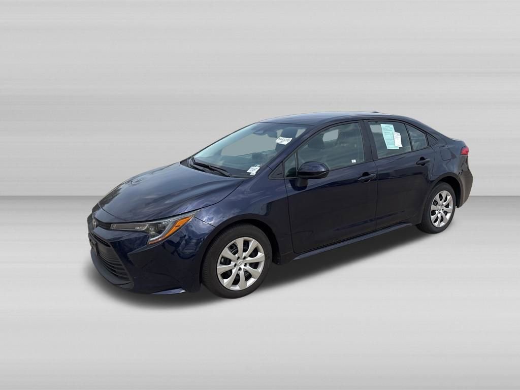 Used 2026 Toyota Corolla LE FWD image 9
