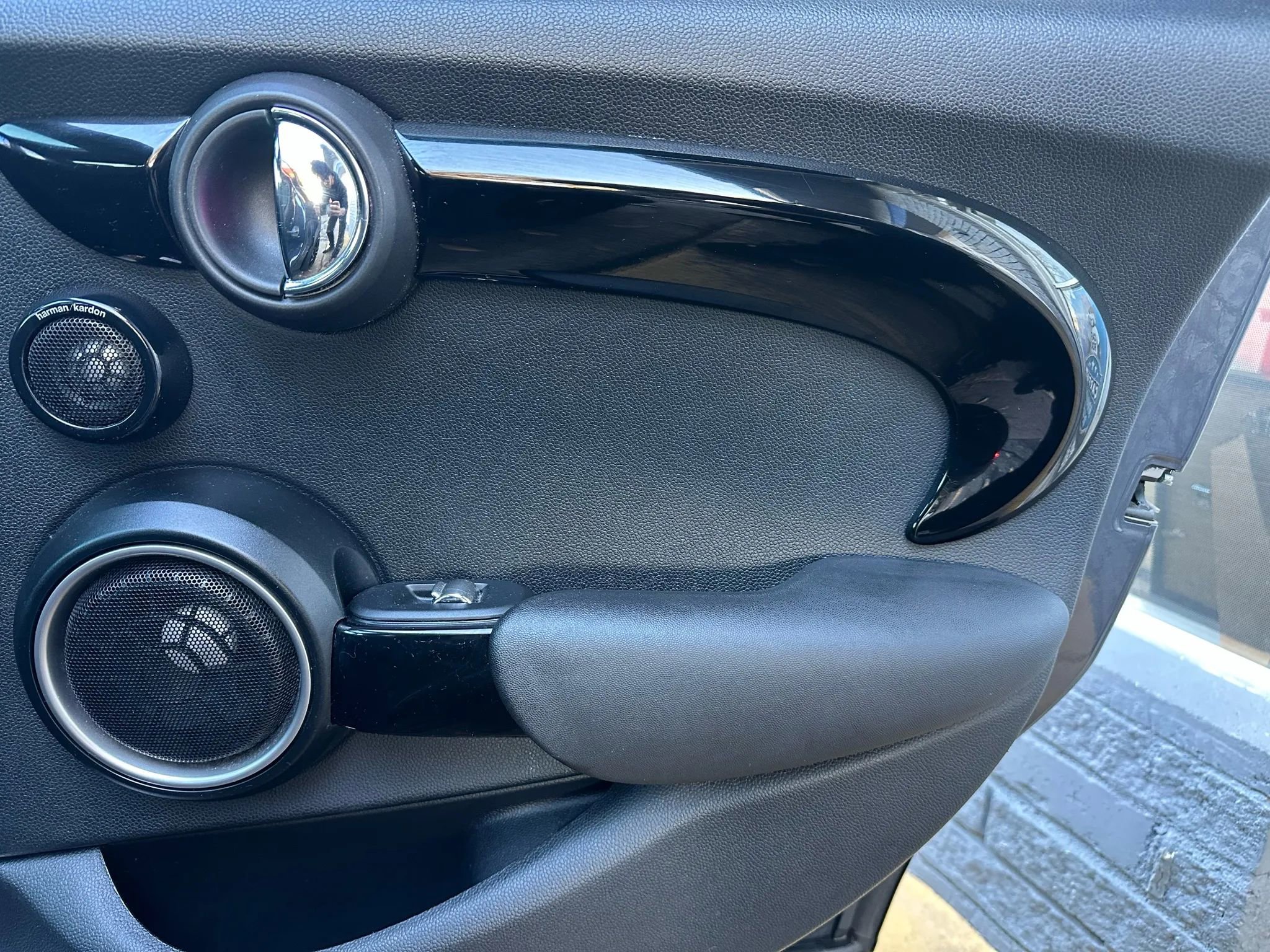 Used 2015 MINI Cooper S image 13