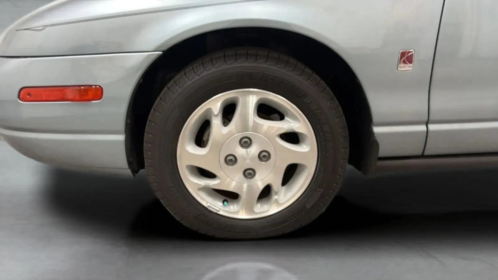 Used 2002 Saturn S-Series SL2 w/ SL2 Option Pkg 2 FWD image 27