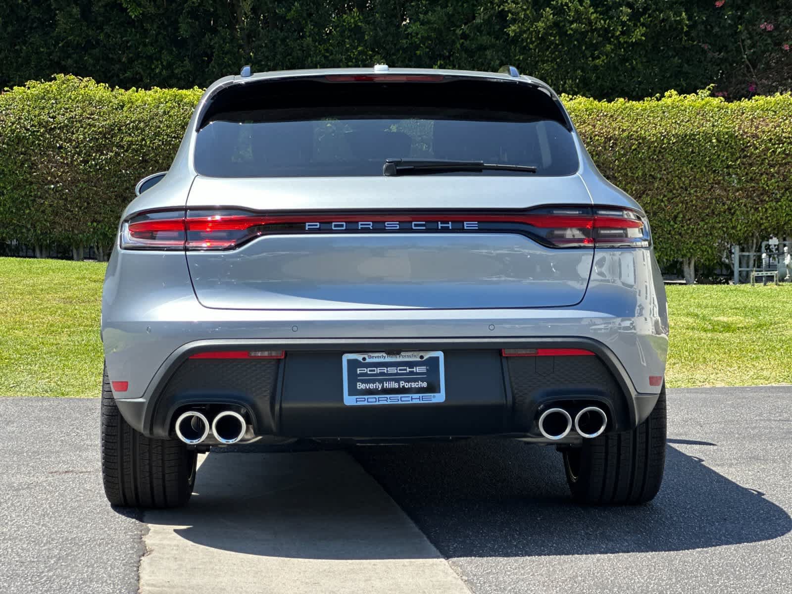 New 2026 Porsche Macan AWD/4WD image 7