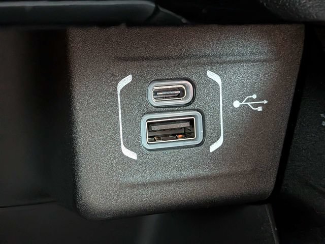New 2026 Jeep Compass Latitude AWD/4WD image 18