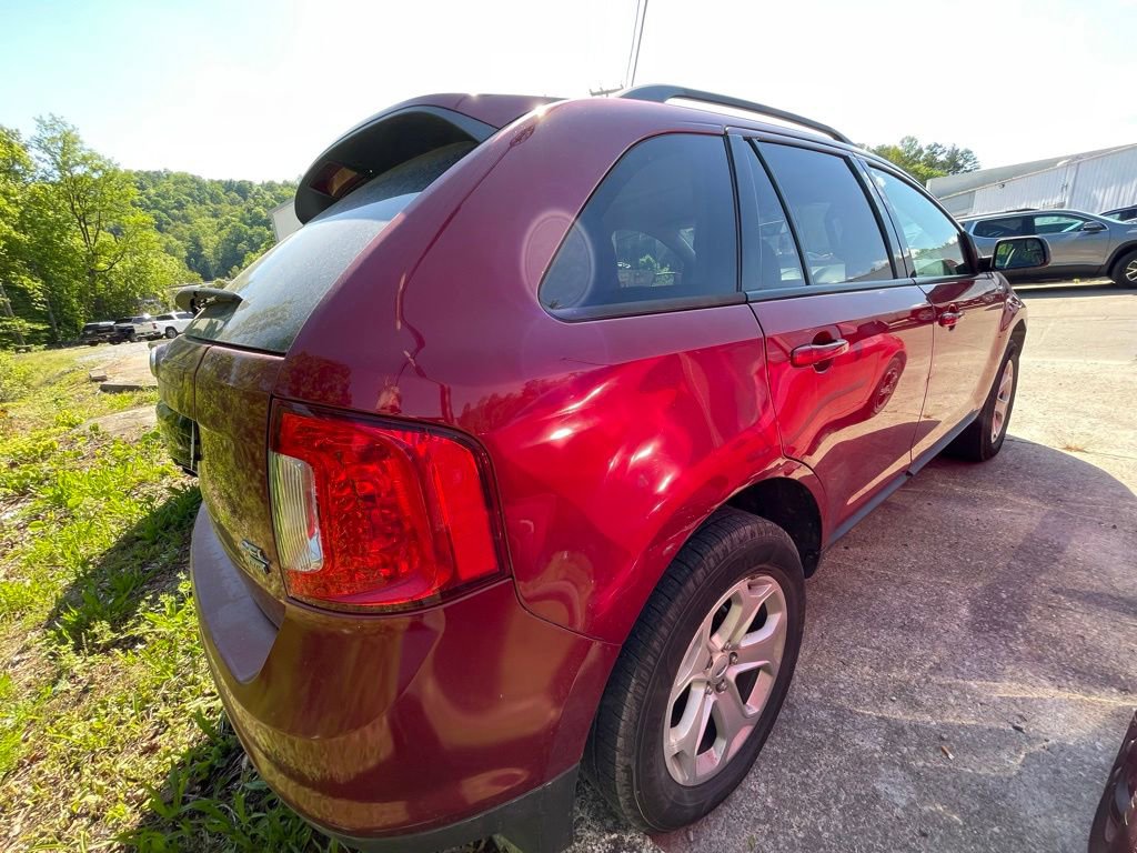 Used 2017 Ford Escape SE AWD/4WD image 4