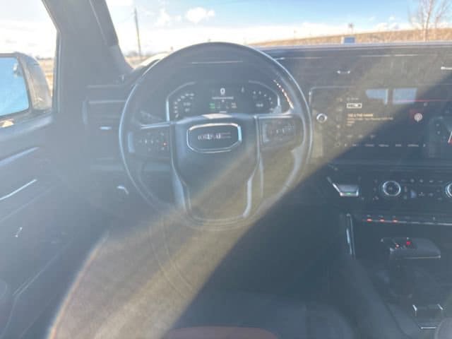 Used 2024 GMC Sierra 1500 AT4 w/ Technology Package image 13