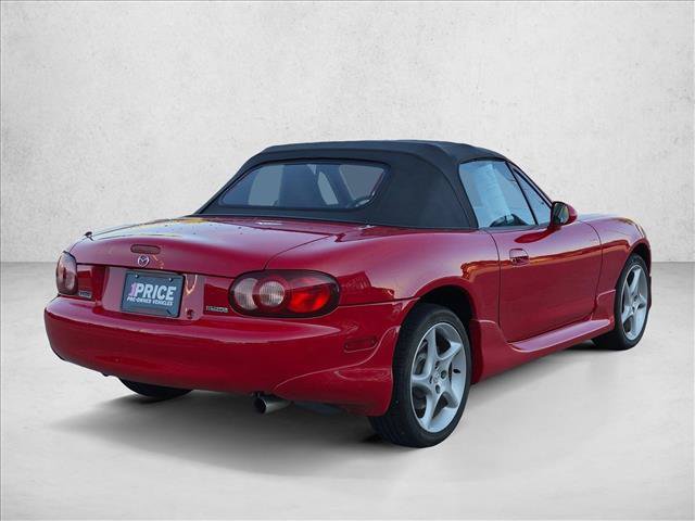 Used 2003 MAZDA MX-5 Miata LS RWD image 3