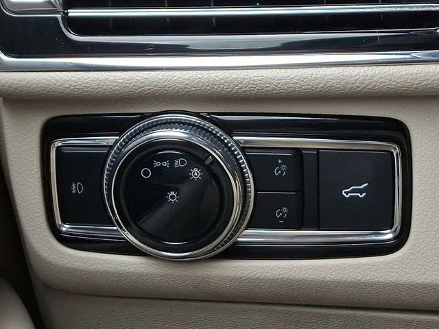 Used 2021 Lincoln Navigator Reserve w/ Luxury Package AWD/4WD image 26