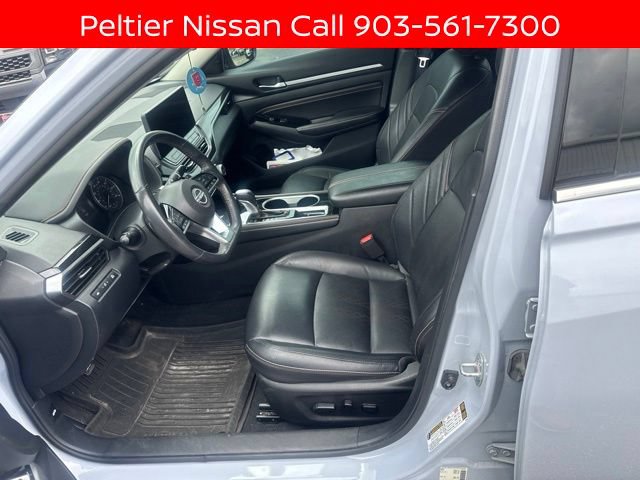 Certified 2023 Nissan Altima 2.5 SR w/ SR Premium Package FWD image 12