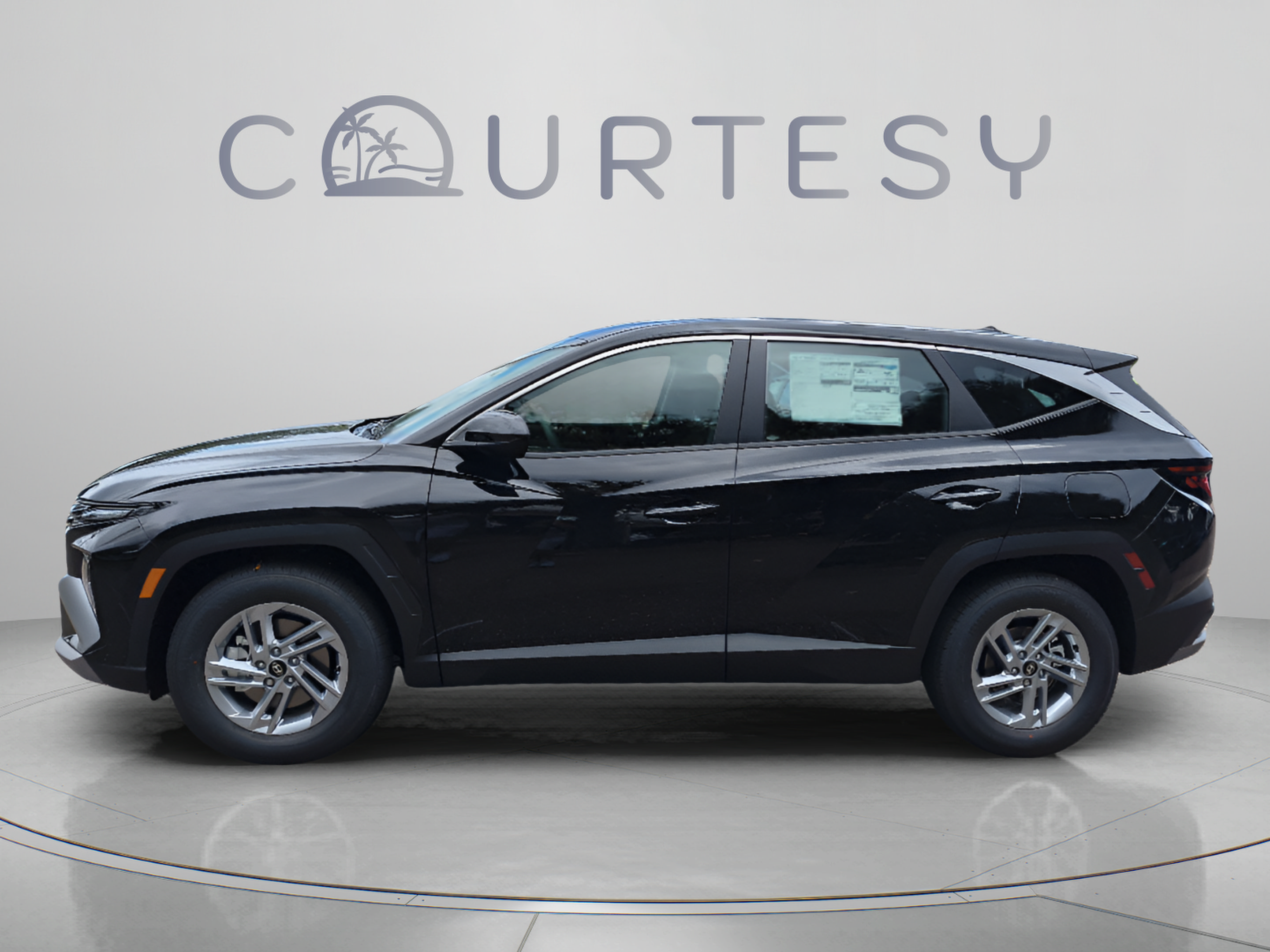 New 2026 Hyundai Tucson SE FWD image 2