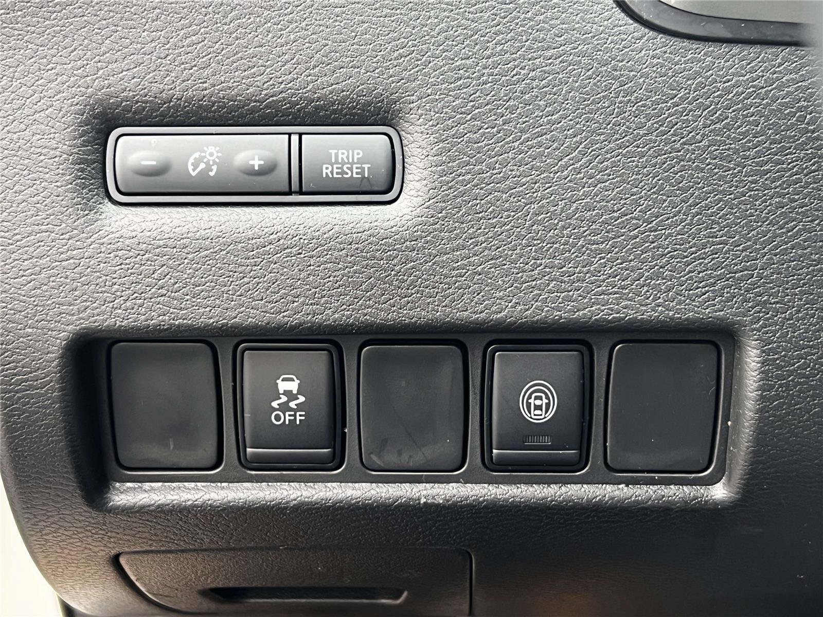 Certified 2024 Nissan Murano SV image 18