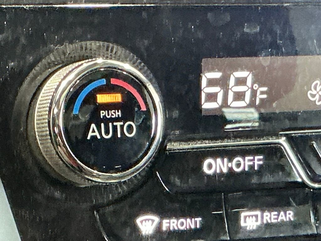 Used 2021 Nissan Murano SL w/ SL Moonroof Package image 24