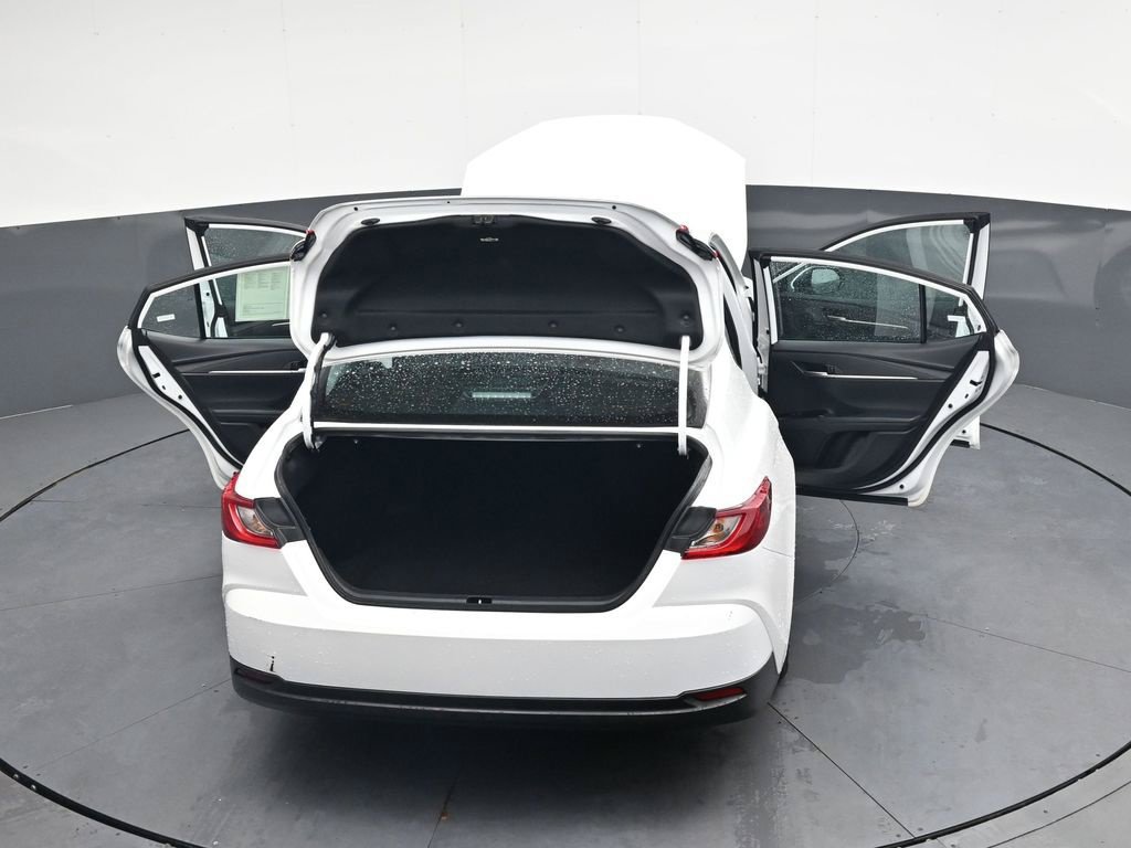 Used 2026 Toyota Camry LE FWD image 44