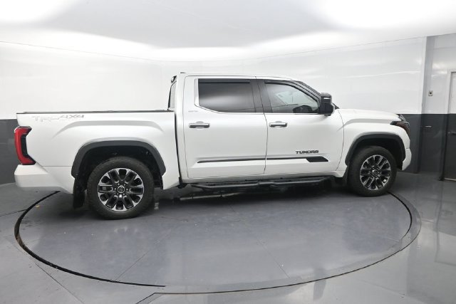 Used 2022 Toyota Tundra Limited AWD/4WD image 9