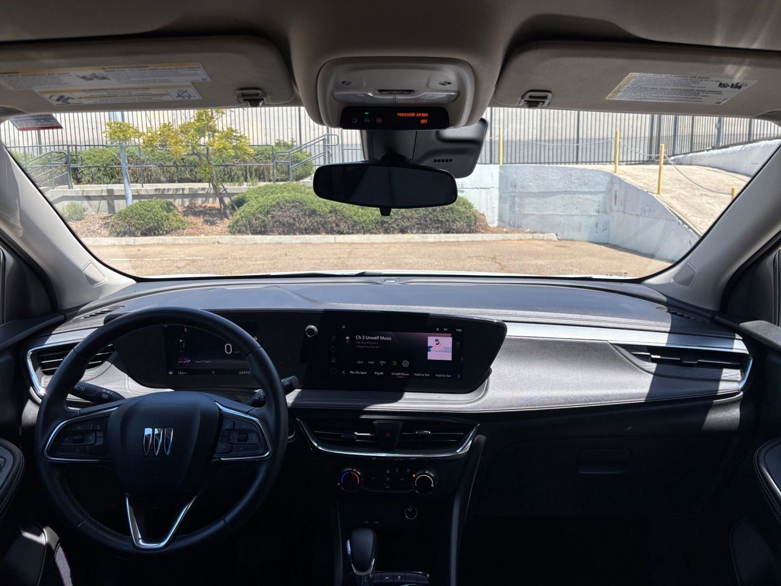 Used 2025 Buick Encore GX Preferred FWD image 32