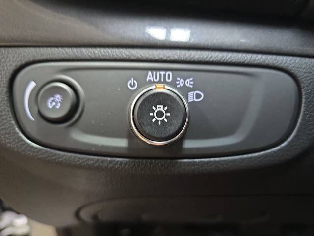 Used 2022 Buick Encore Preferred w/ Safety Package AWD/4WD image 26