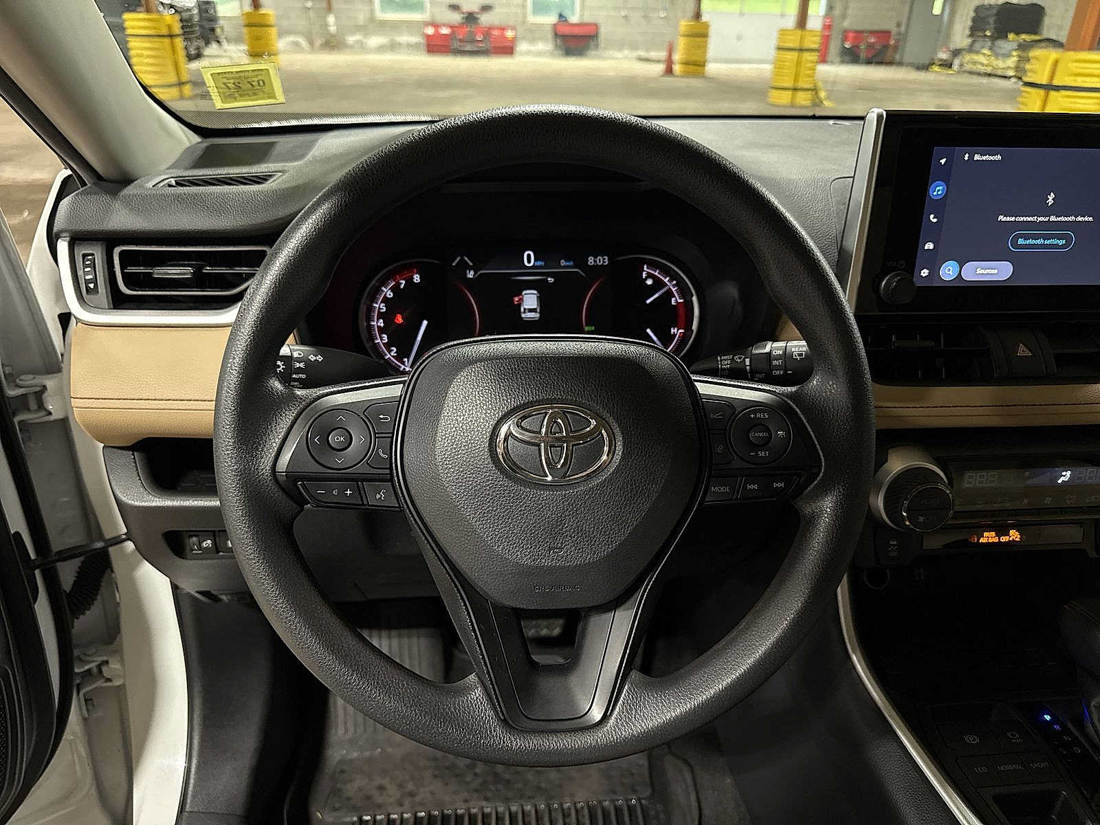 Used 2023 Toyota RAV4 XLE FWD image 18