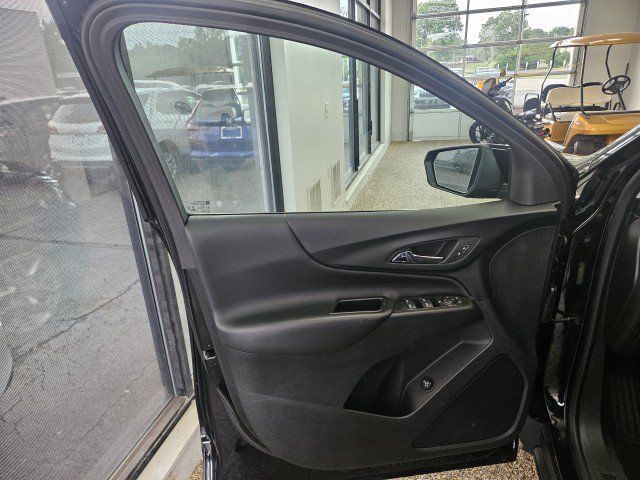 Used 2022 Chevrolet Equinox LT FWD image 17