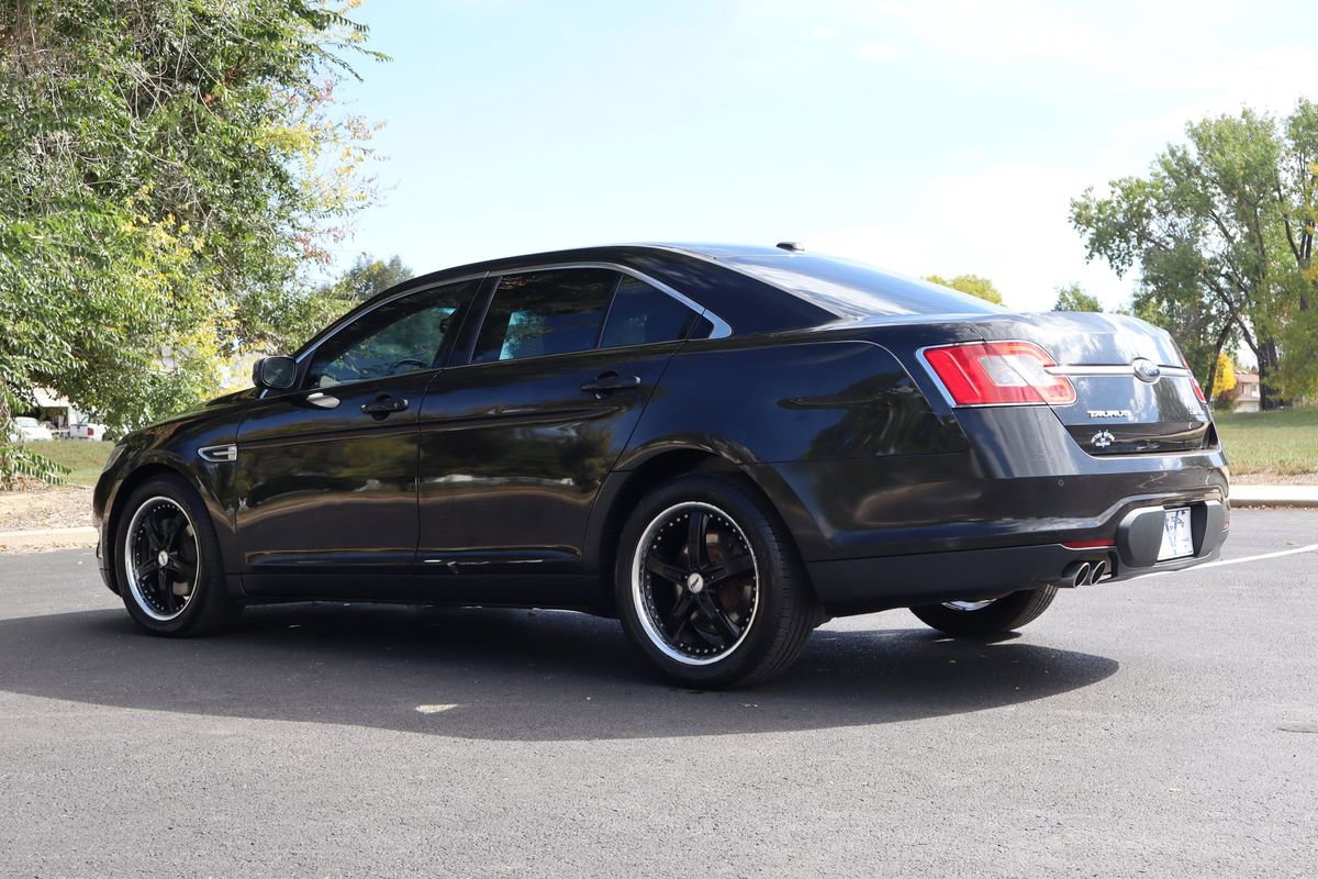 Used 2010 Ford Taurus Limited image 7