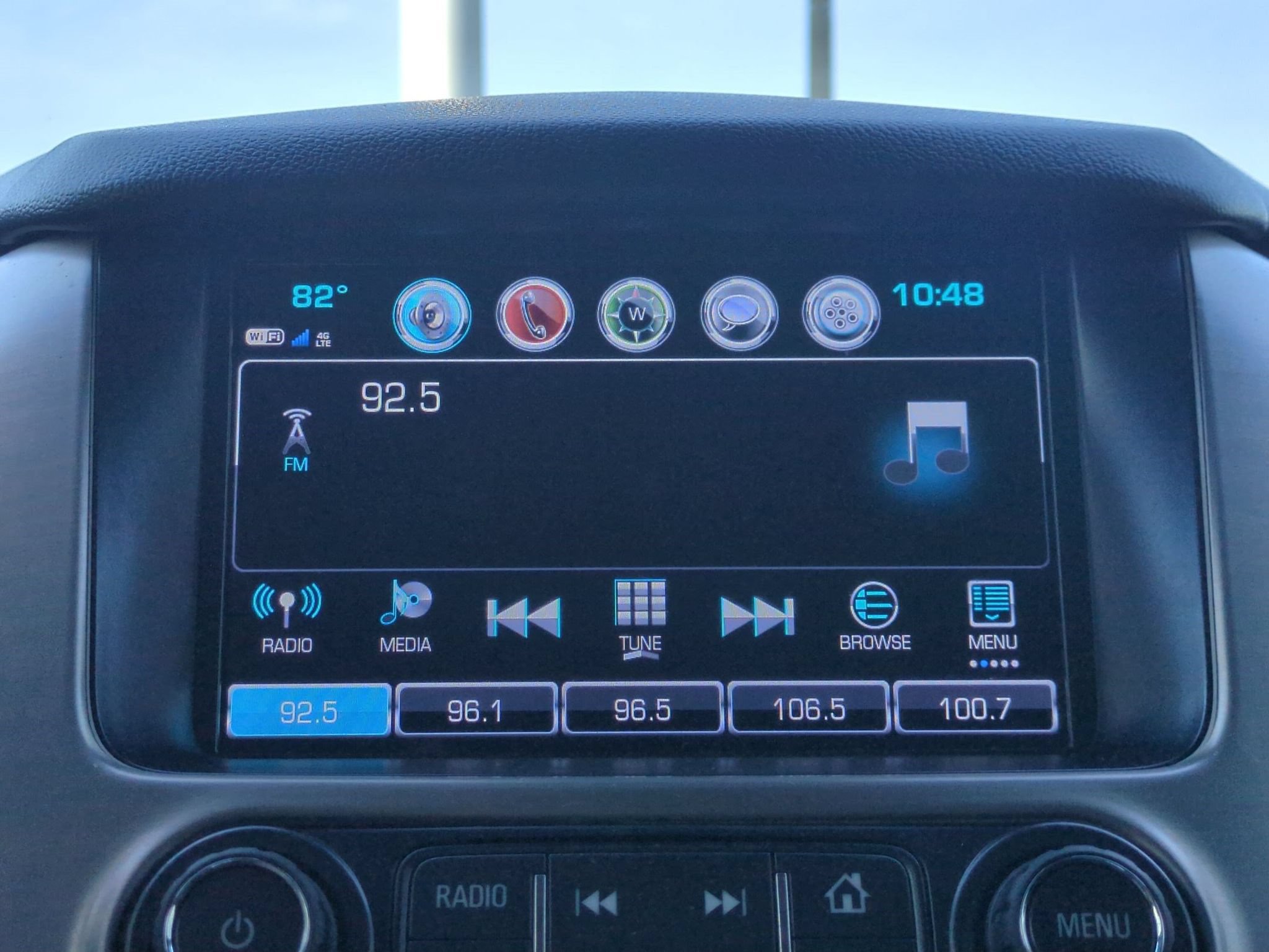 Used 2017 GMC Yukon Denali w/ Open Road Package AWD/4WD image 20