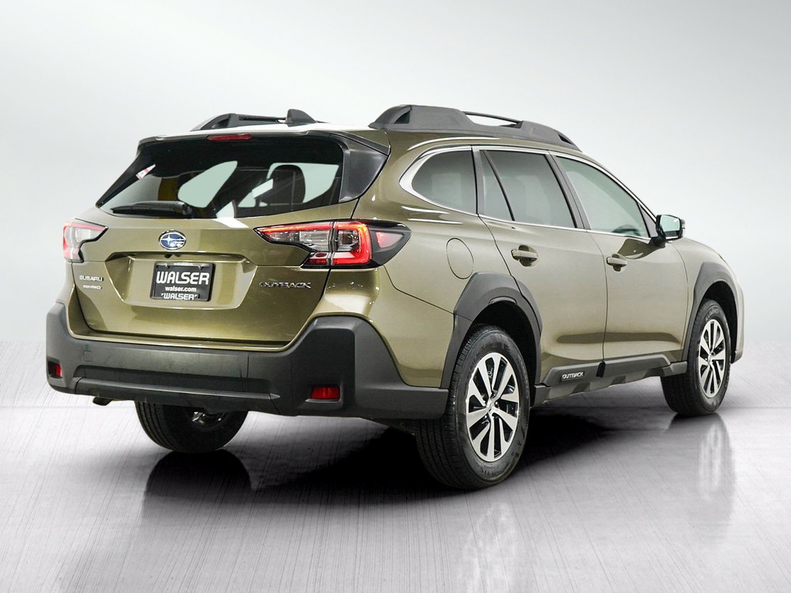 Used 2024 Subaru Outback Premium AWD/4WD image 5