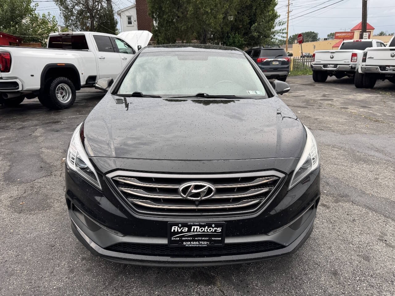 Used 2015 Hyundai Sonata FWD image 3