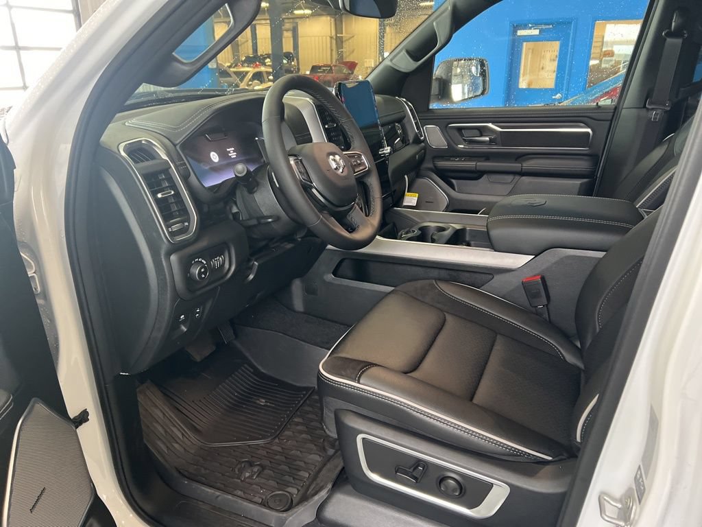 New 2026 RAM 1500 Laramie AWD/4WD image 7