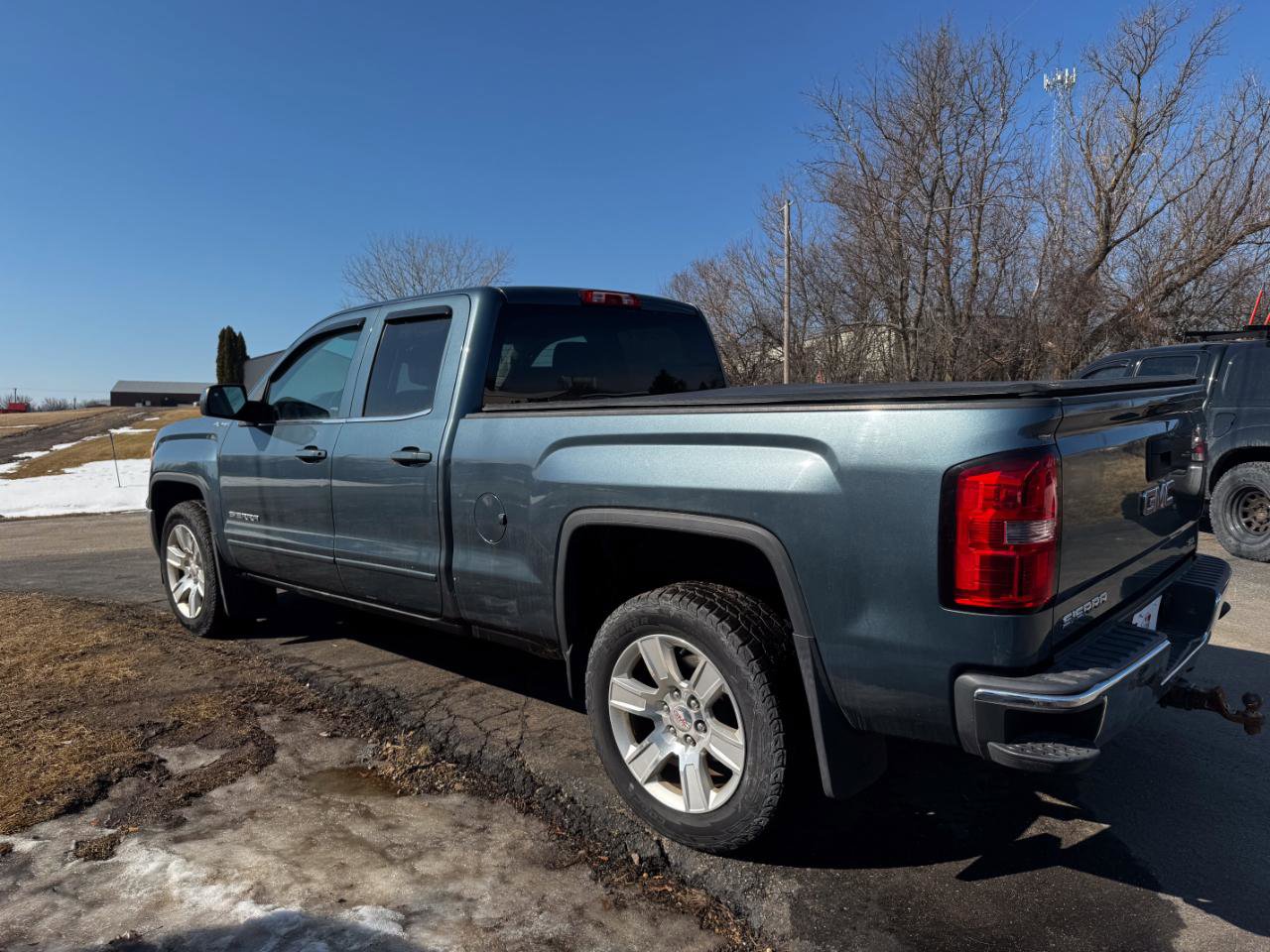 Used 2014 GMC Sierra 1500 SLE w/ SLE Value Package image 5