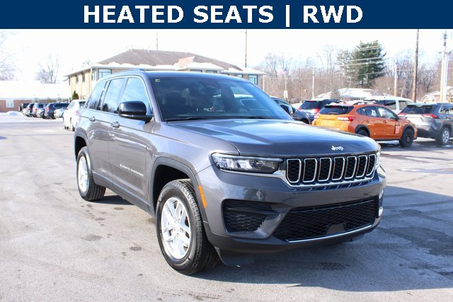 Used 2024 Jeep Grand Cherokee Laredo X w/ Luxury Tech Group I image 2