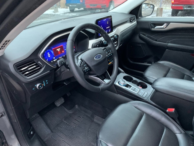 Used 2022 Ford Escape SEL w/ Technology Package image 23