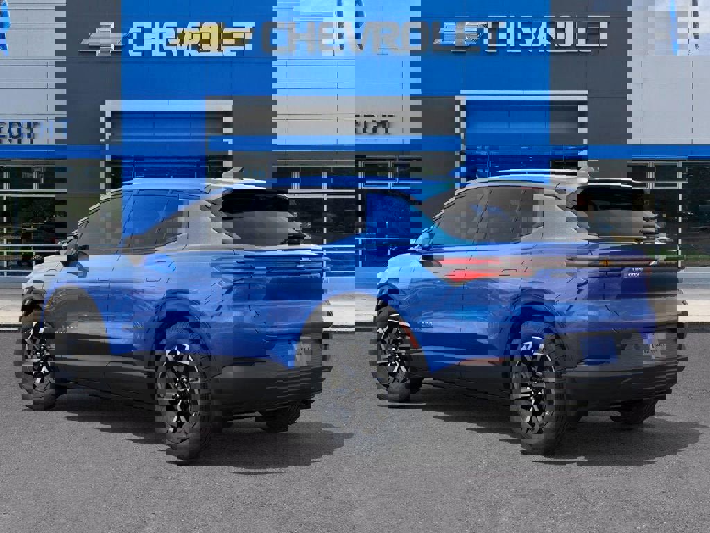 New 2026 Chevrolet Equinox EV LT image 3