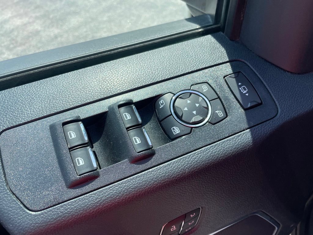 Used 2022 Ford F250 Lariat w/ Chrome Package AWD/4WD image 11