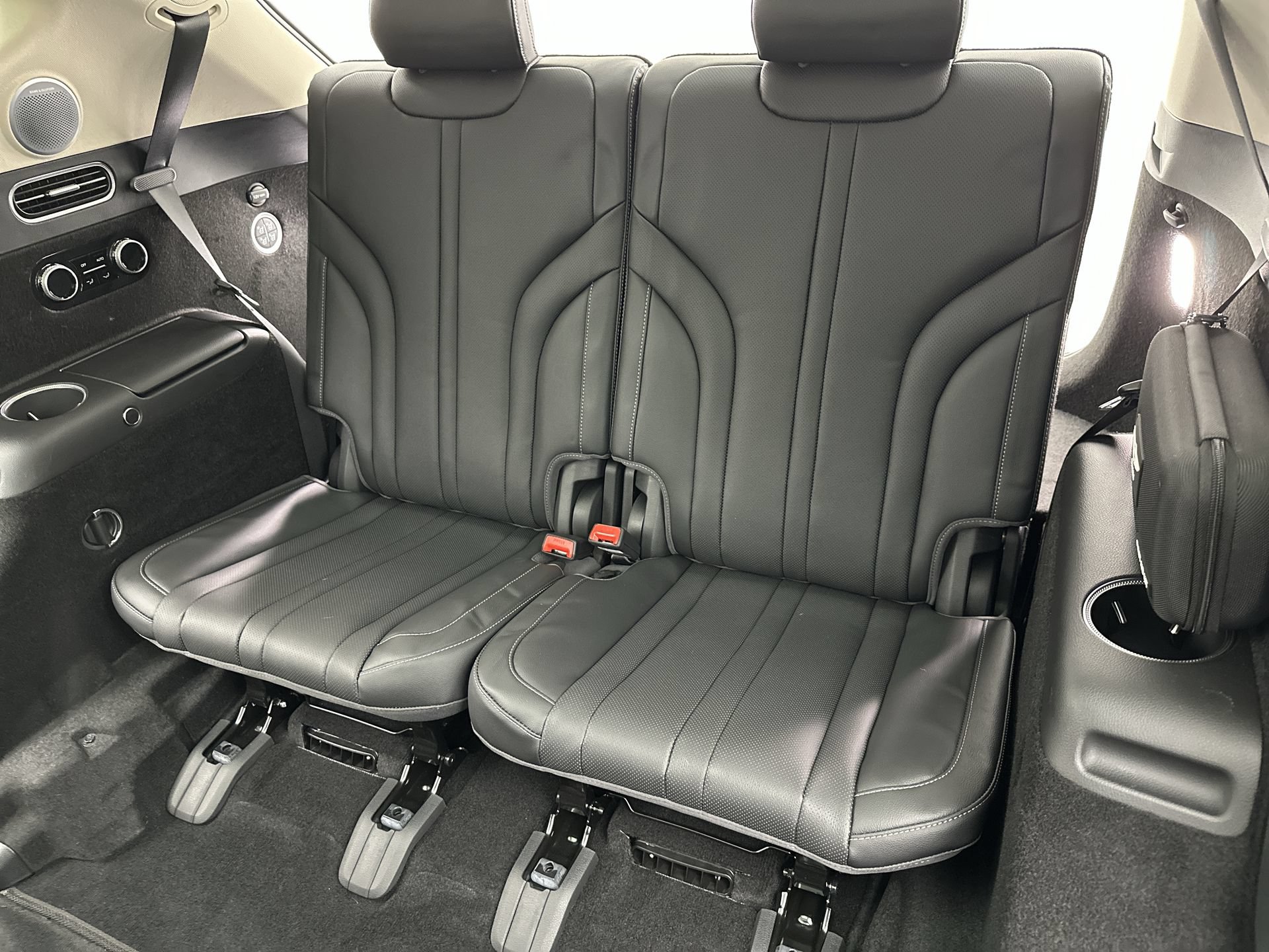 Certified 2026 Genesis GV80 3.5T Advanced AWD/4WD image 24
