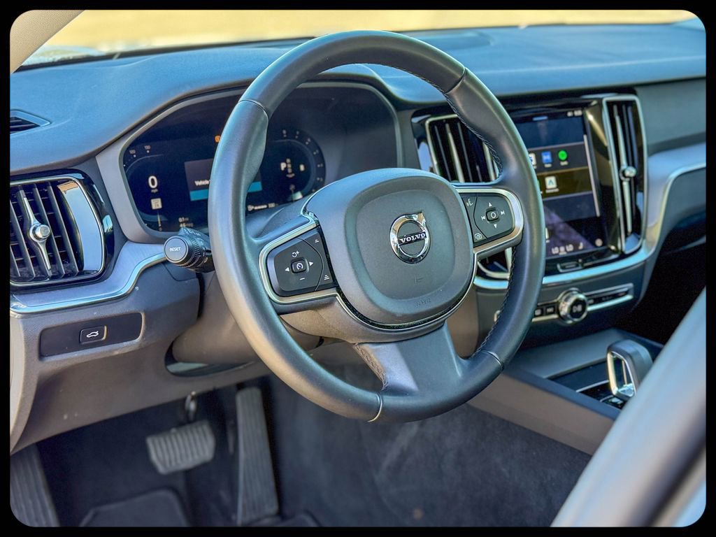 Used 2024 Volvo S60 B5 Core image 14