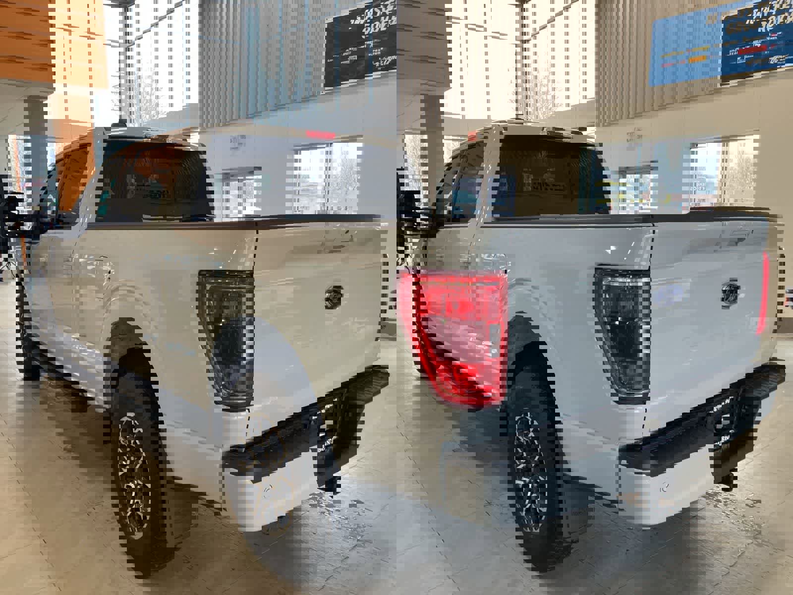 Used 2023 Ford F150 XLT w/ Equipment Group 302A High image 7