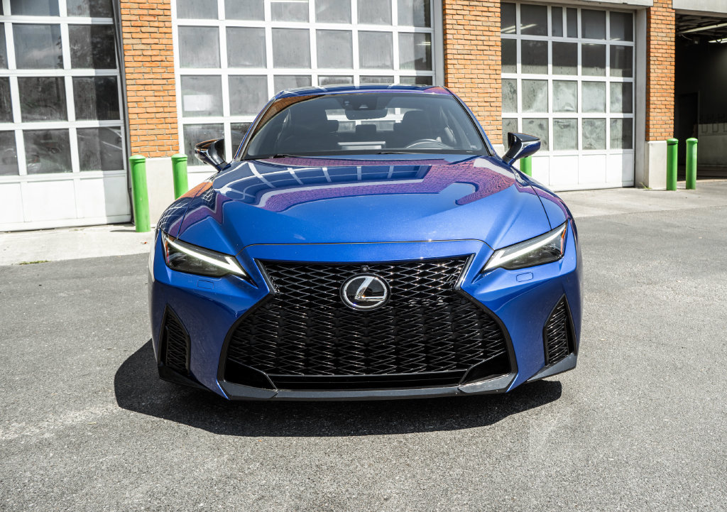 Used 2023 Lexus IS 350 F Sport AWD/4WD image 35
