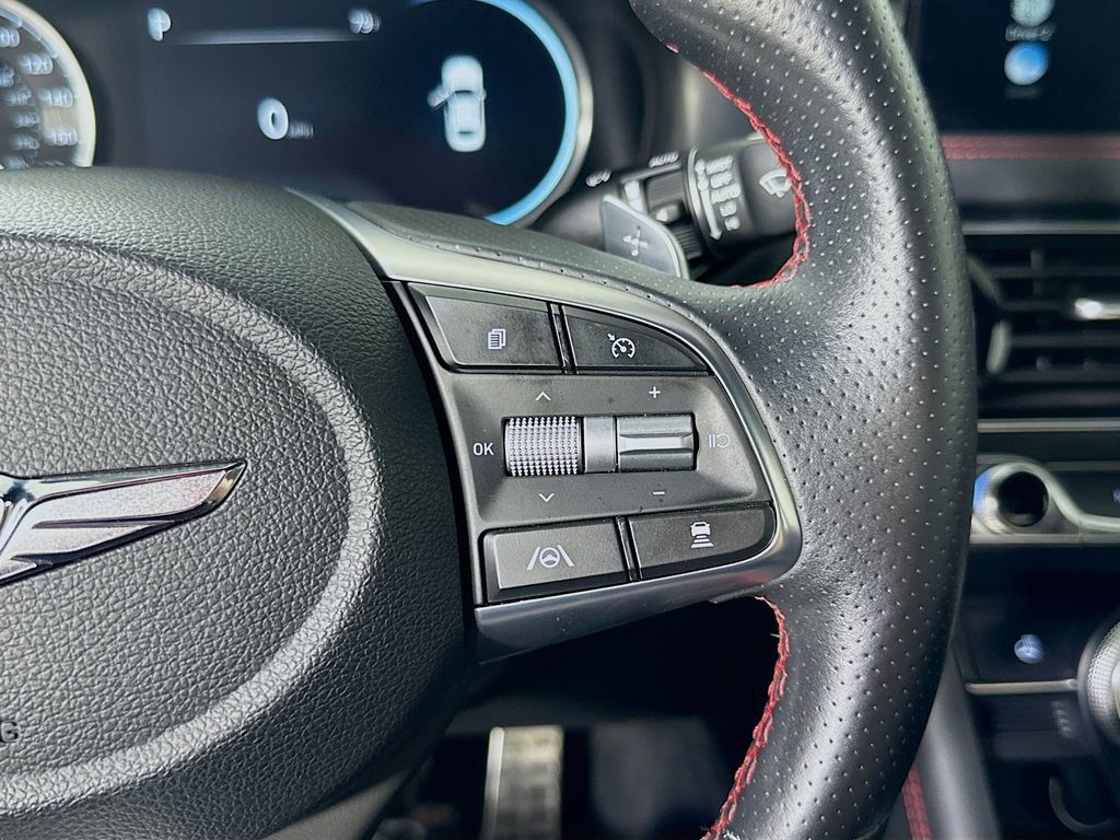 Used 2023 Genesis G70 3.3T w/ Sport Prestige Package image 24